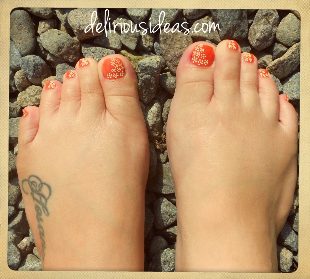 Daisies on my feet - Do you miss summer yet?